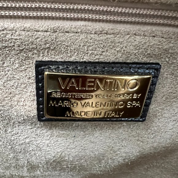 Valentino Bags by Mario Valentino Omia Iron One Size Excellent Condition - Picture 12 of 12
